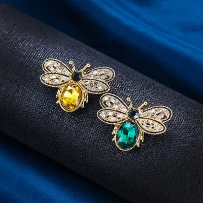 Women's Bee Shape Alloy Brooch